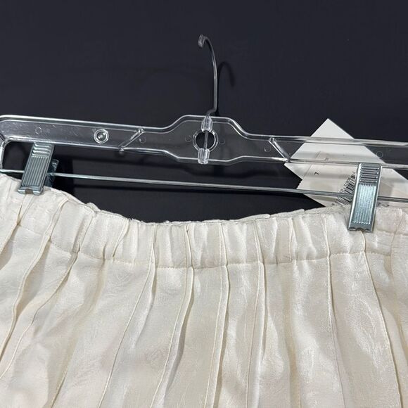 Marisa Christina Elegant Vintage Cream Pleated Skirt Size L  Petite NWT - Picture 4 of 12